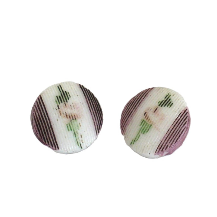 13L White Floral Glass Diminutive Buttons