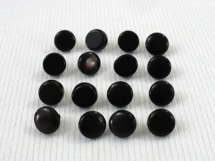 10L Black Glass Diminutive Shank Buttons