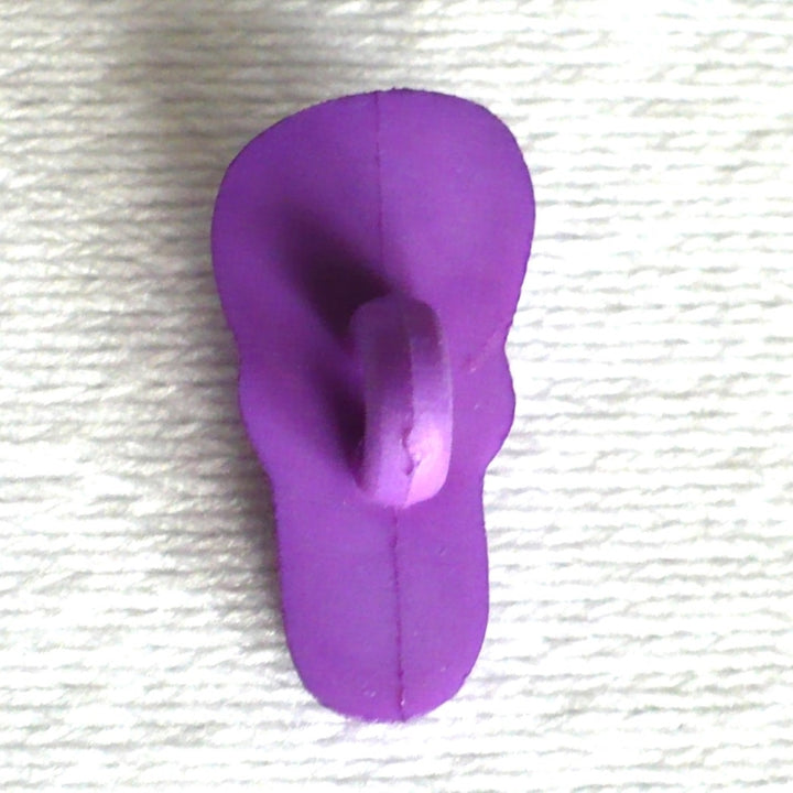 34L Purple Flip-Flop Shoe Shank Button