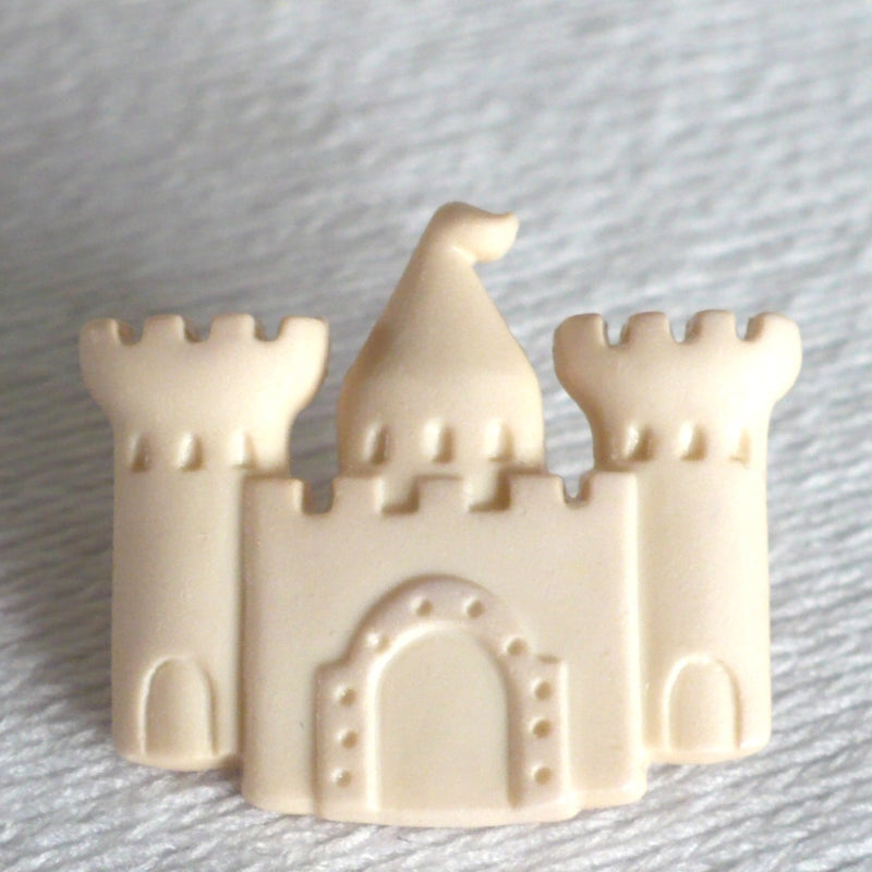 37L Sand Castle Beach Shank Button