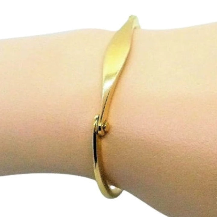 Gold vermeil vintage bangle shackle bracelet.