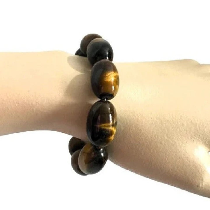 Tigers eye beaded bracelet.