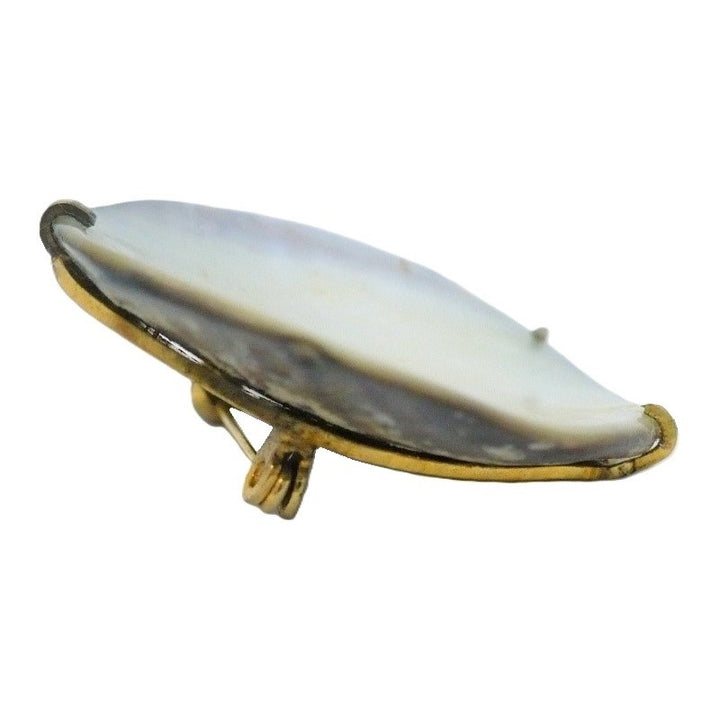 1950s Natural Silver-lipped Pearl Oyster Brooch side view.