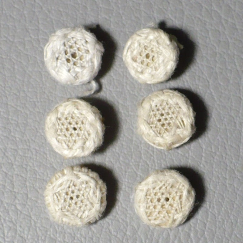 13L Casting Dorset Buttons