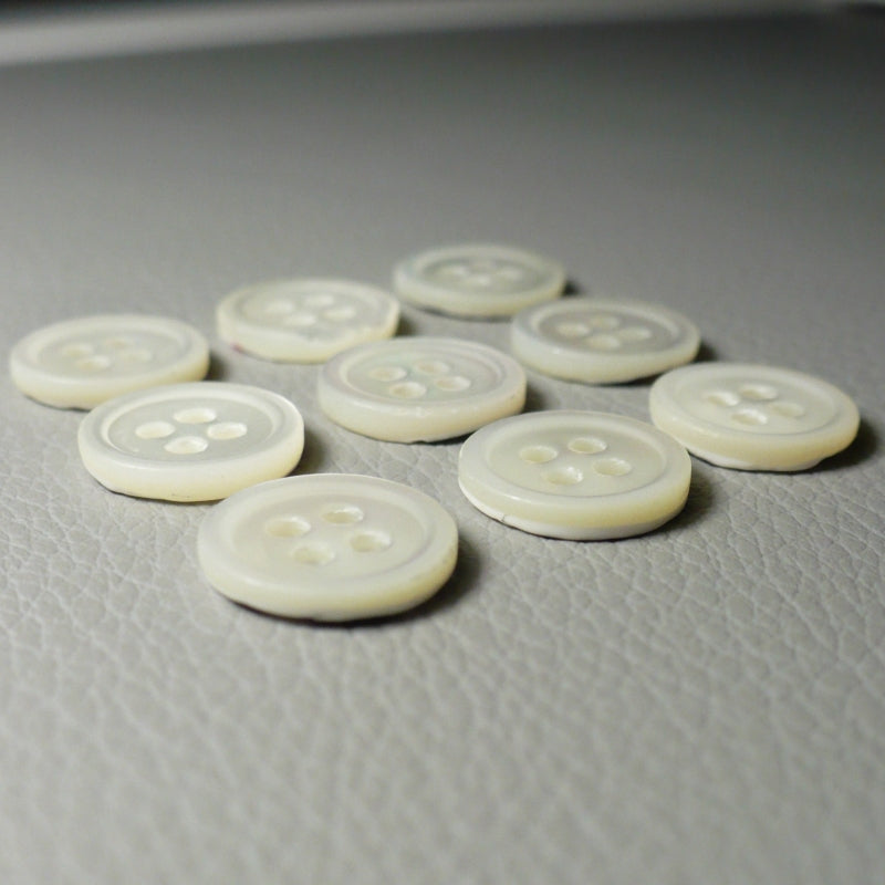 18L Four Hole Pearl Shell Buttons