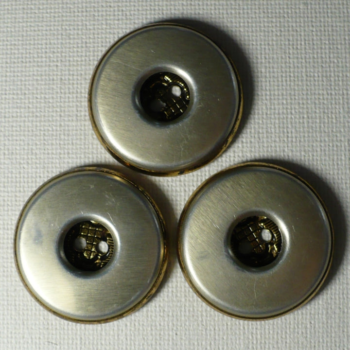 44L HONOR Lions Rampant Buttons