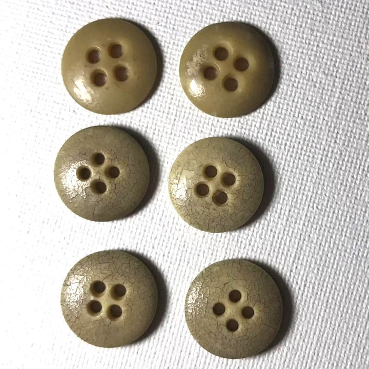 27L Four Hole Casein Trouser Buttons