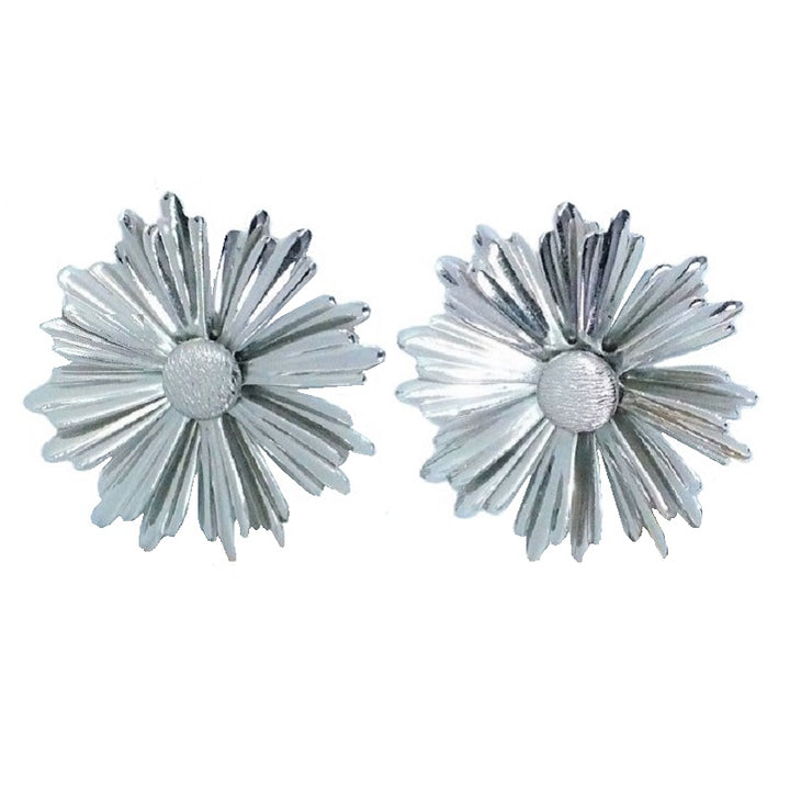 1969 Big Daisy Earrings