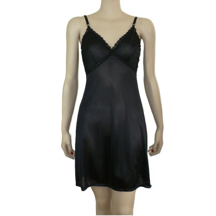 1970s Vintage Black Nylon Full Slip The Doesn't Slip by Sears.