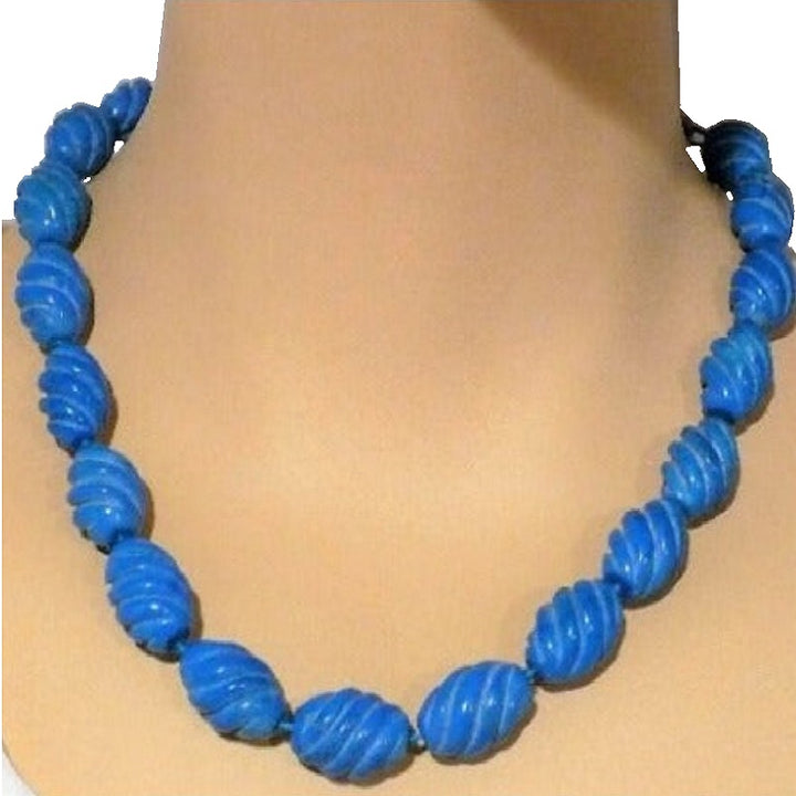 1970s Vibrant Turquenite Necklace