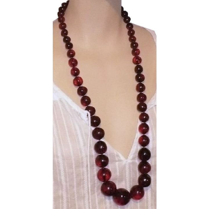 1920s Cherry Amber Necklace