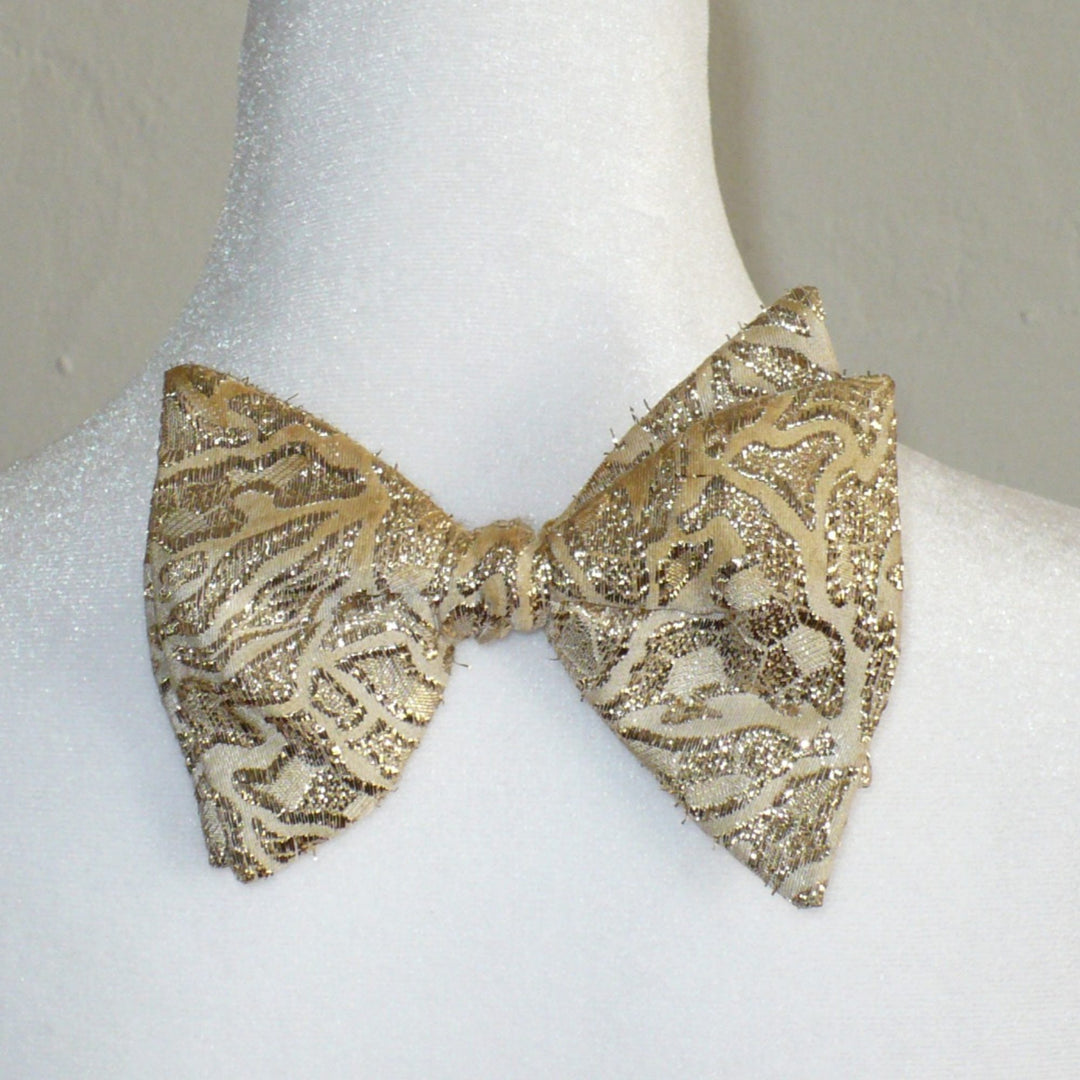 1960s Vintage Metallic Gold Lamé Jacquard Butterfly Ormond D Bow Tie.