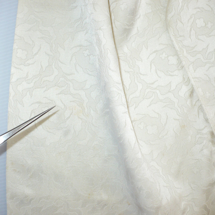 1930s Vintage Men's White Silk Jacquard Opera Scarf with Fringe.