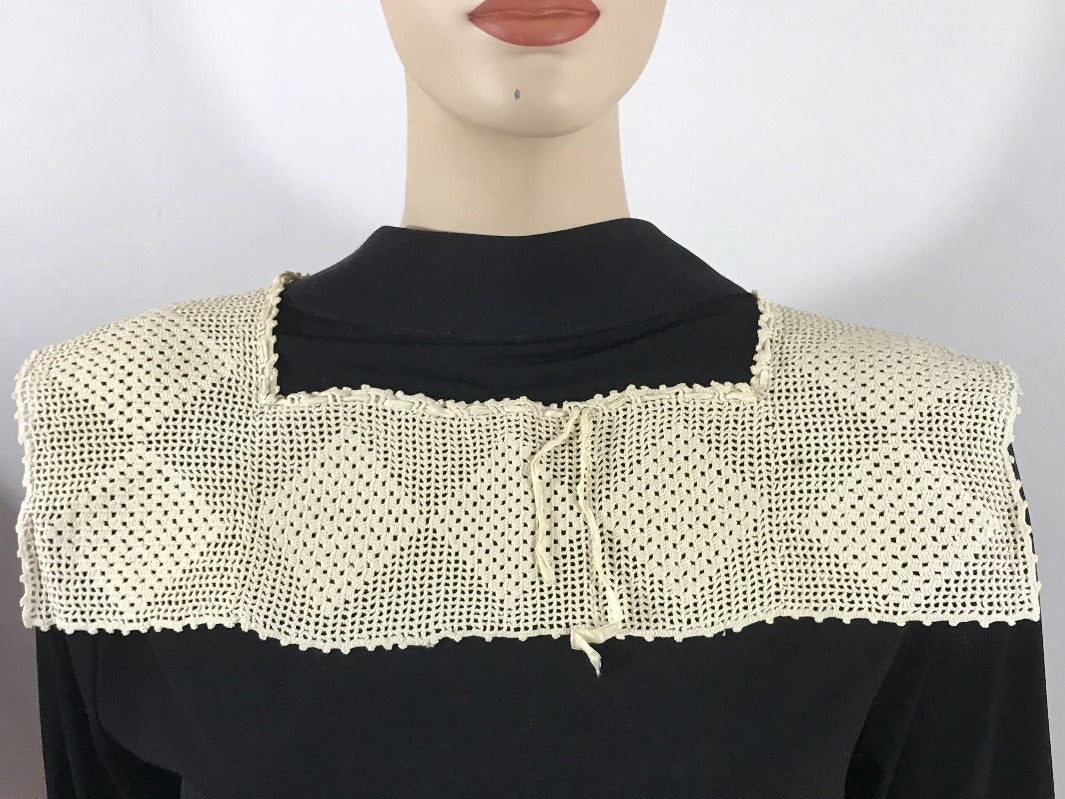 1920s Crochet Lace Yoke Collar